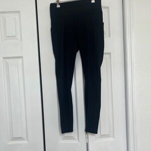 Fabletics Black Ankle-Length Pants